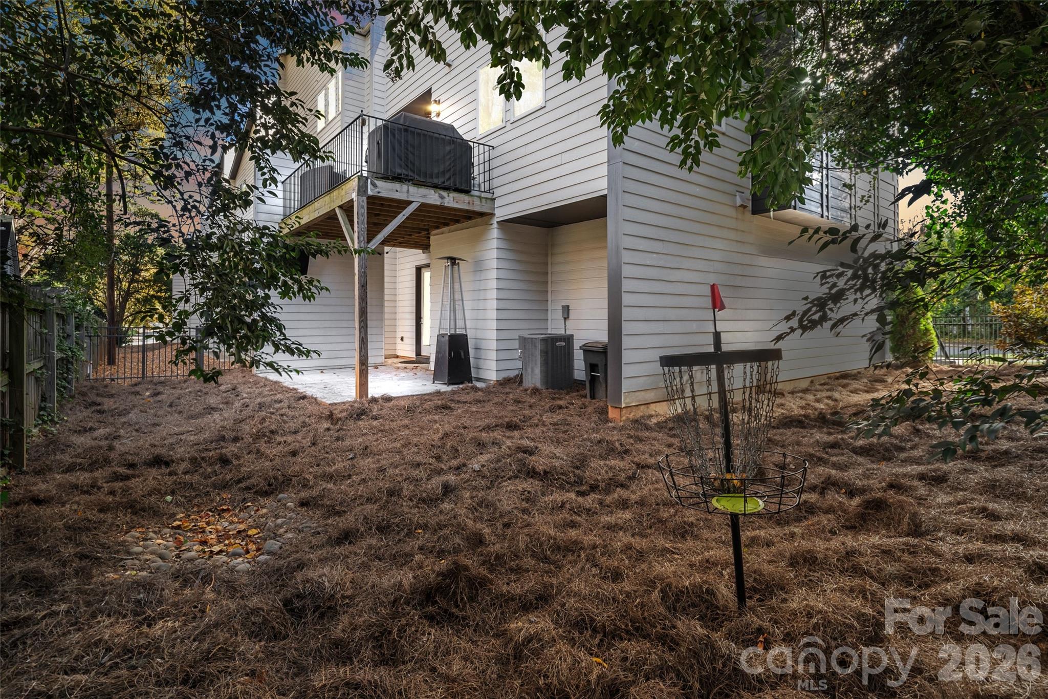 Commonwealth Park - Residential