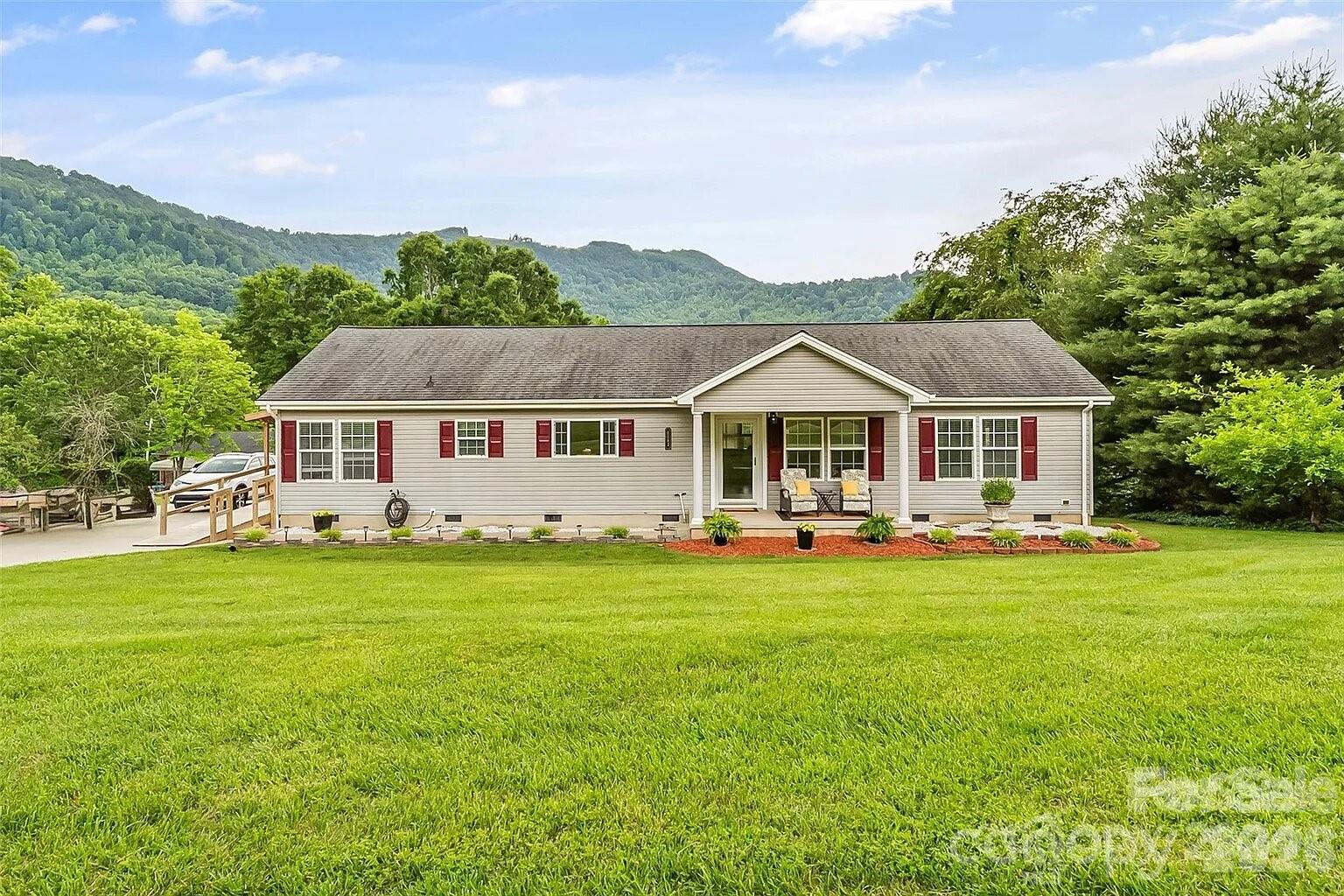 1162 Mountain Breeze Drive LOT 1