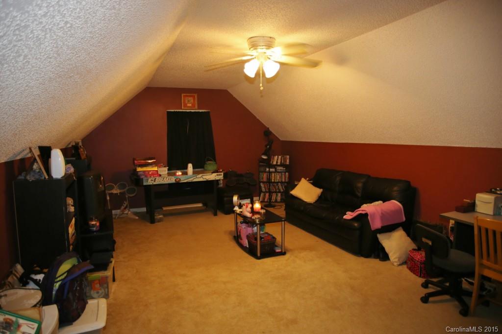 Stone Hollow - Residential