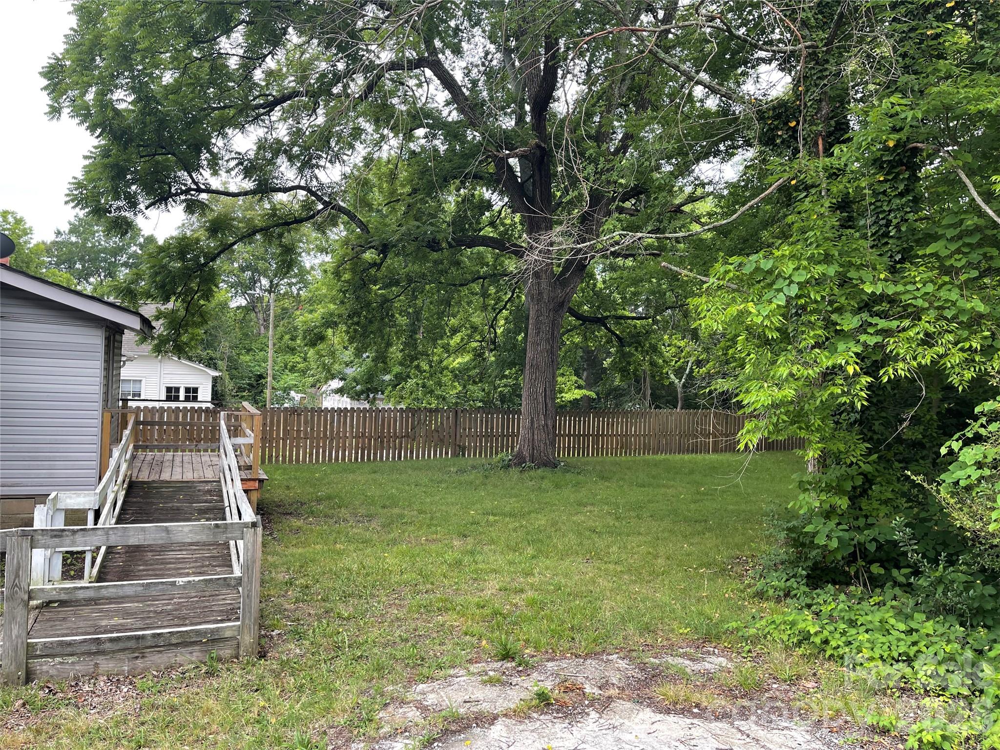 922 N Main Street