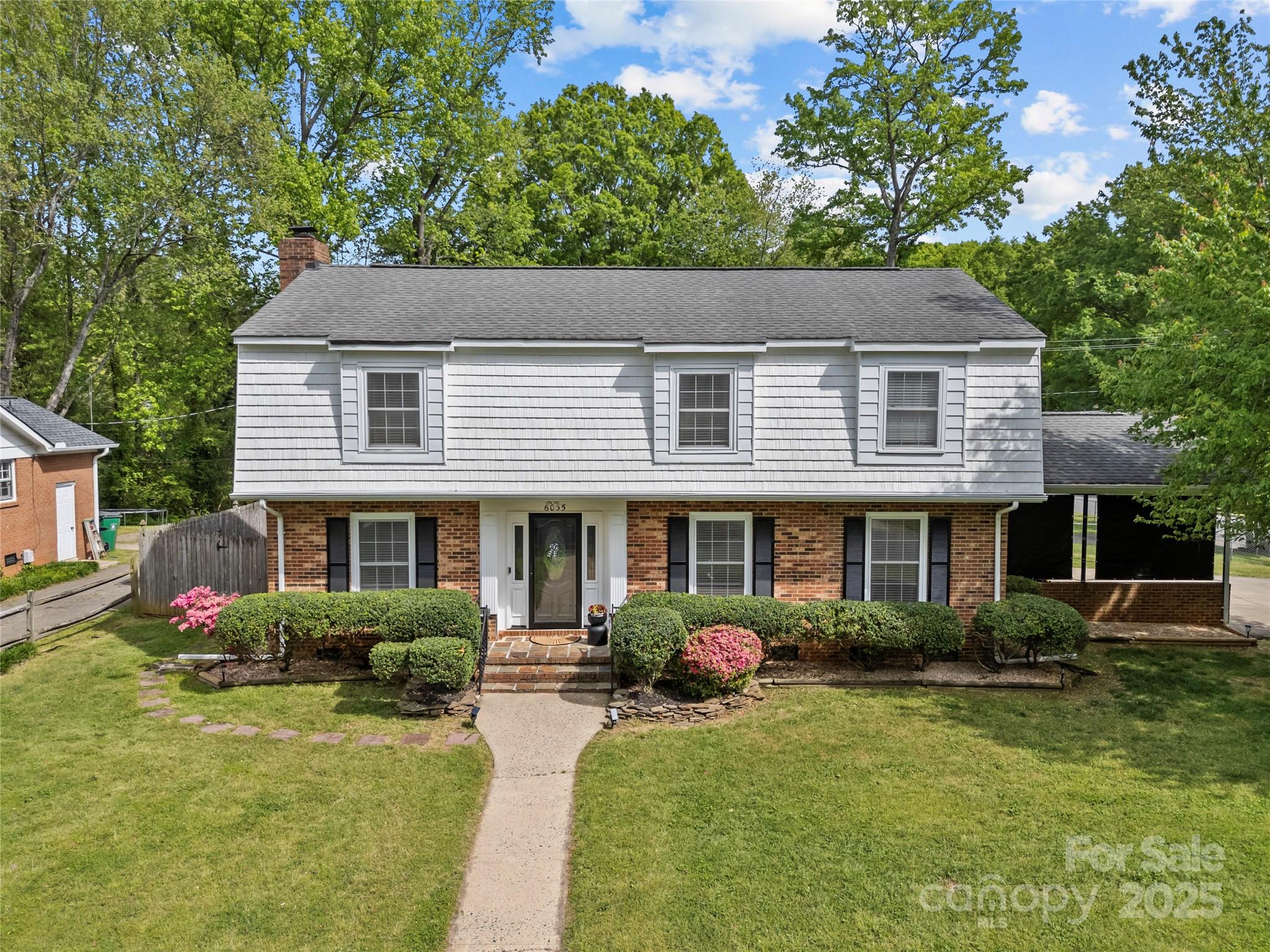 6035 Idlebrook Drive