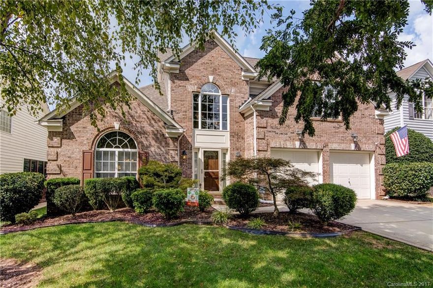 One-of-a-Kind Pristine Home in Northstone! This Brick Front Home Offers a Large Open Floor Plan with Lots of Natural Lighting, Fresh Neutral Colors, and Brand new Carpet. Open Kitchen with Island, Granite Counter Tops, Travertine Tile, and Beautiful Cabinetry. Large Master Suite on Main with Walk in Closet. Fenced Backyard with Mature Trees and Patio Perfect for Entertaining or Relaxing. This is a Must See!