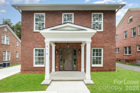 Photo of 816 Walnut Avenue, Charlotte, NC 28208 (MLS # 4423301)