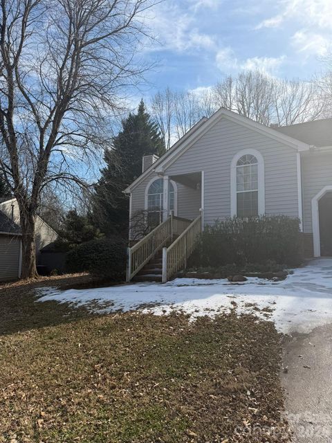 7821 Royce Hall Lane 42 Charlotte NC 28216