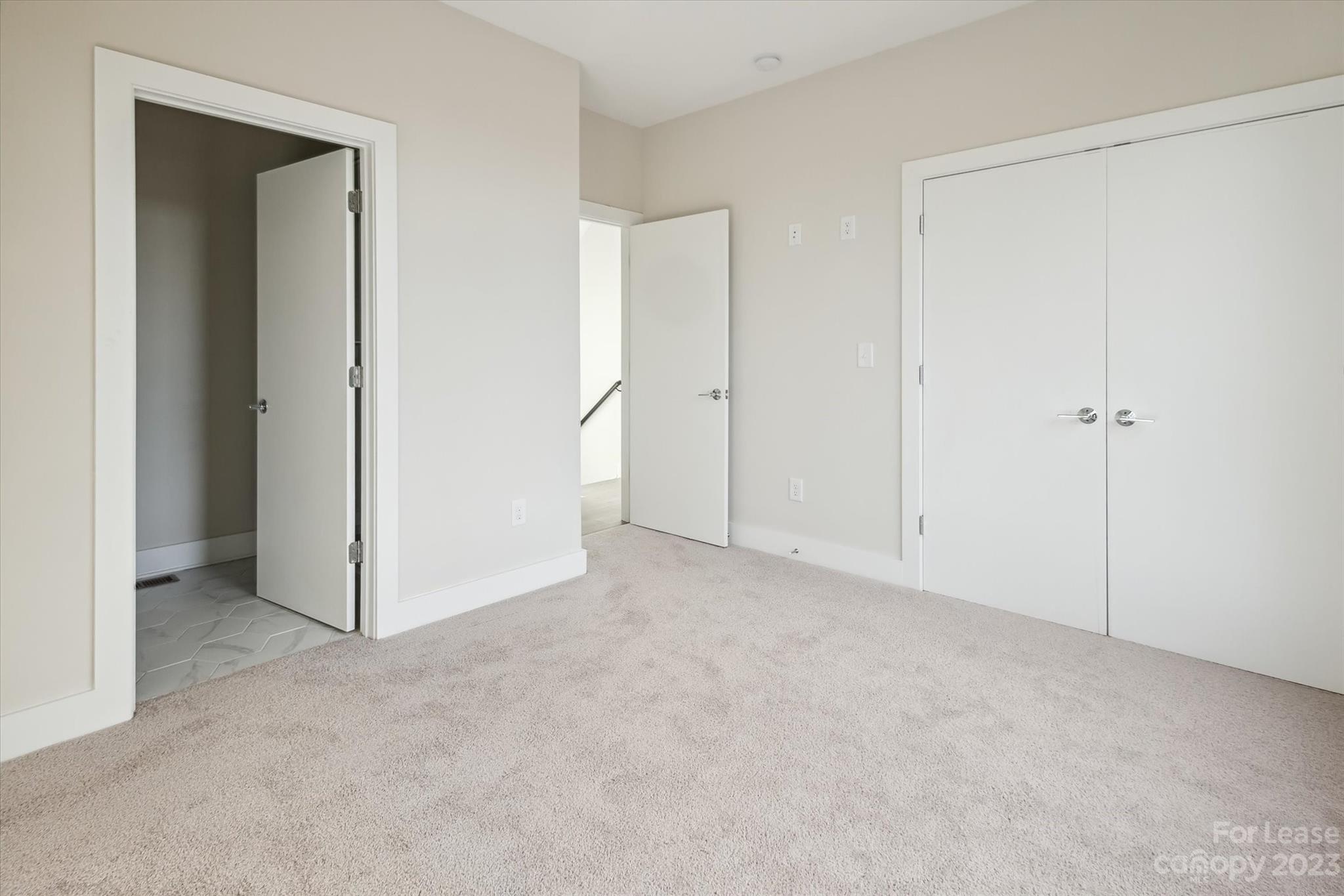 bronson square - Residential Lease