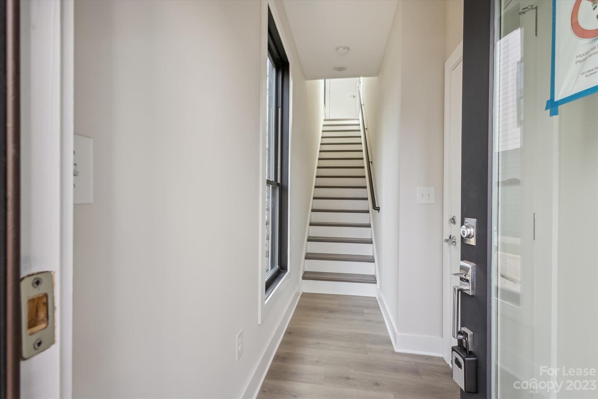 bronson square - Residential Lease