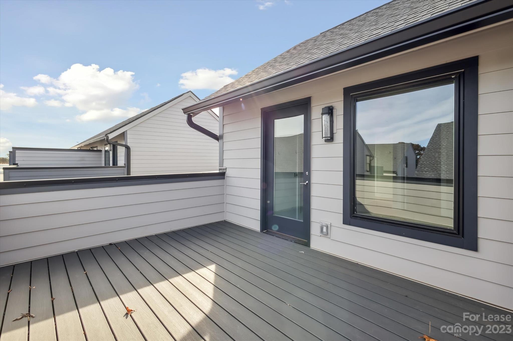 bronson square - Residential Lease