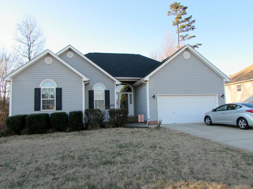 Cute as can be, move in ready 3BR/2BA ranch home in well established neighborhood. Home features split bedroom plan, open living area and spacious breakfast area. Newer roof and HVAC system. Enjoy your evenings on your back deck in the fenced yard or take a walk down the road to the neighborhood park. Don't miss out on this one!!!!