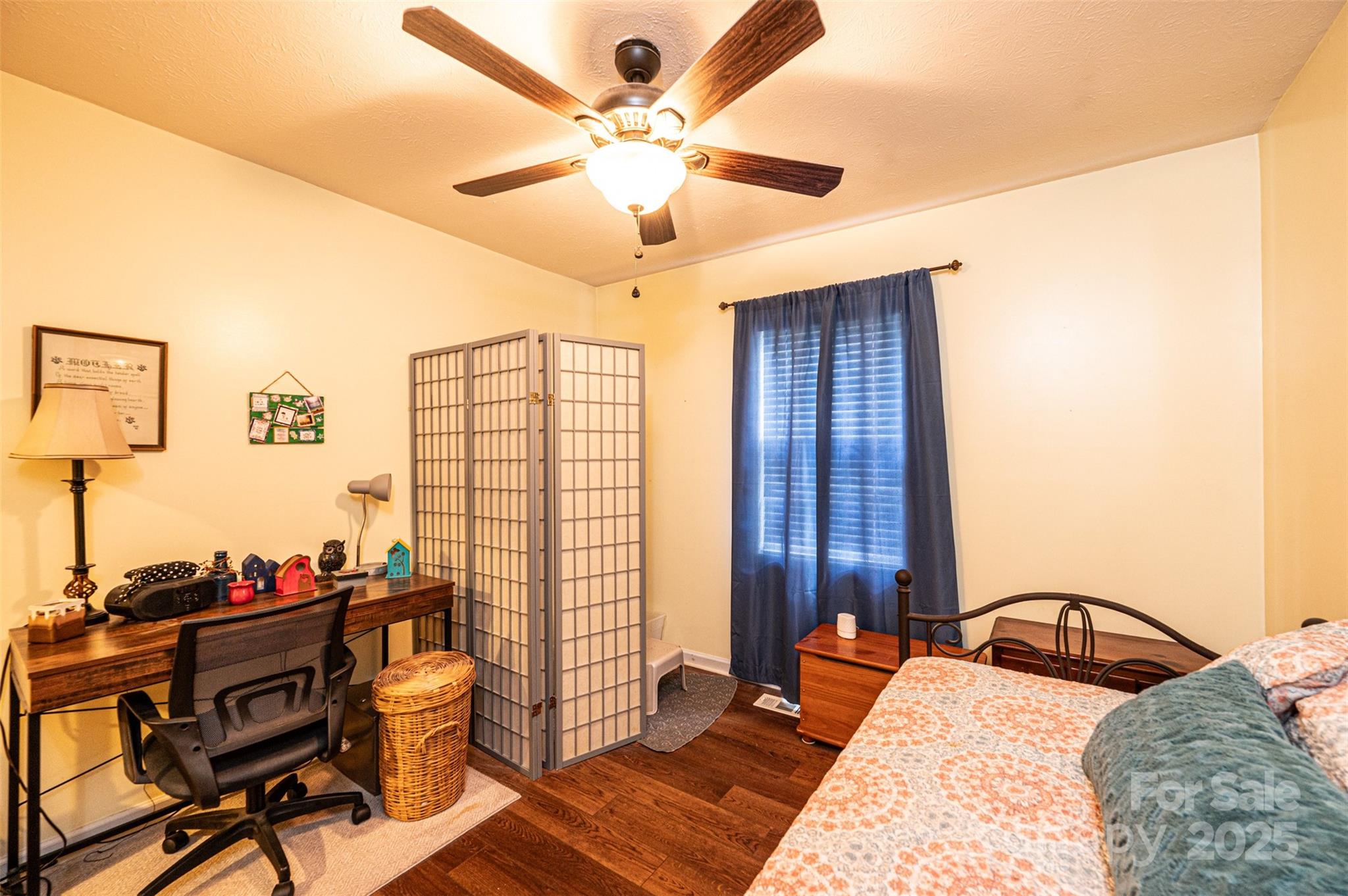 WESTERN RIDGE - Residential