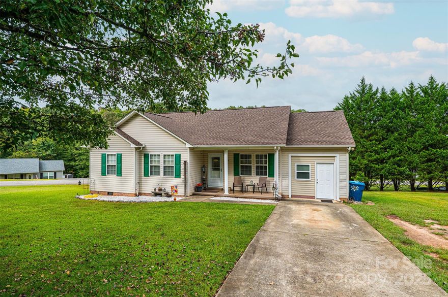 Looking for a move in ready Home? This is it! New flooring 2021, Shed 2022, New HVAC 2022 and new roof 2023.
Convenient location! This 3 bedroom 2 bath home home sits on a corner lot with .22 acres on a dead end street. This home at this price and condition wont last long. Book Your Private showing today!