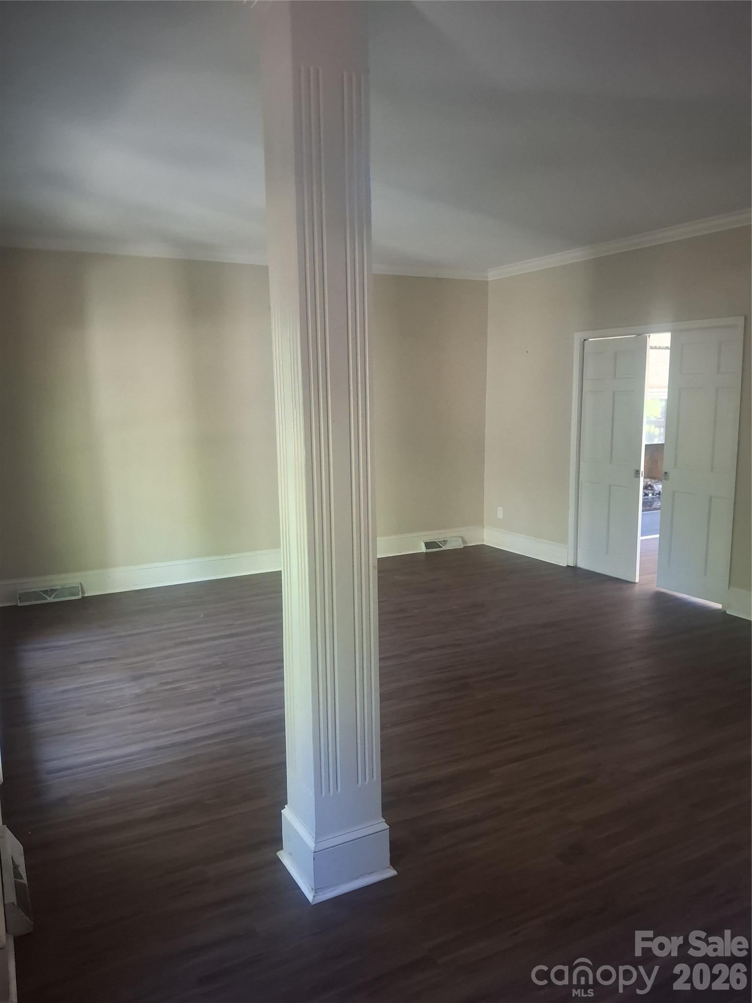 9327 Willowglen Trail