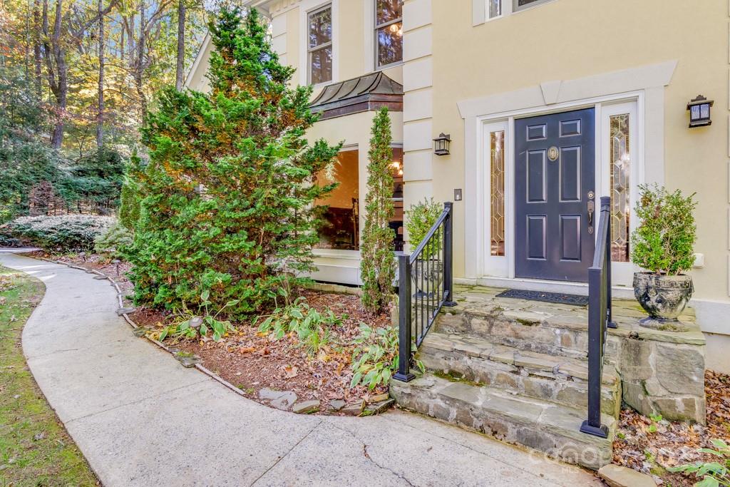 CLAREMONT - Residential