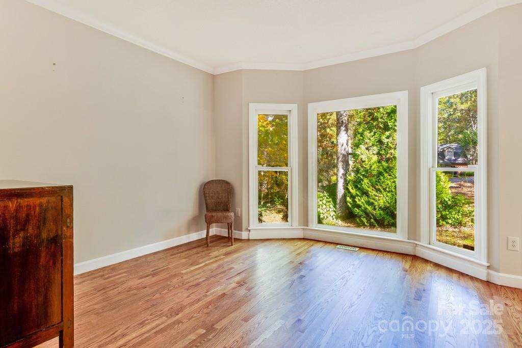 CLAREMONT - Residential