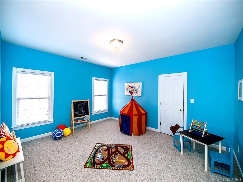 Macaulay - Residential Lease