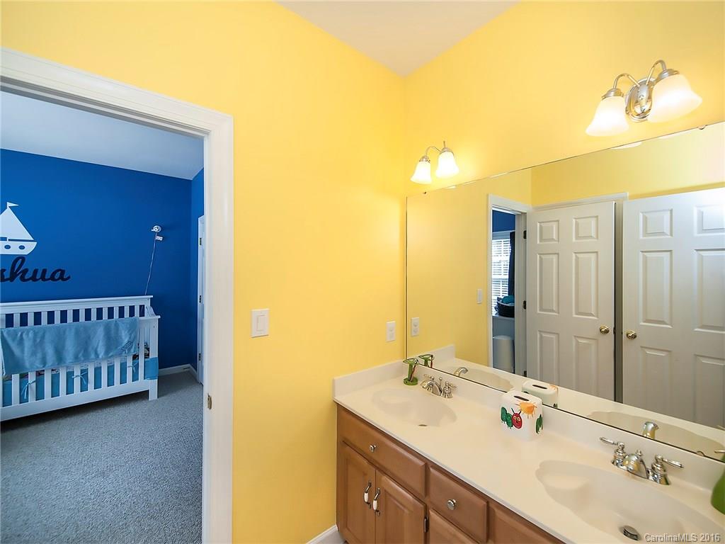 Macaulay - Residential Lease