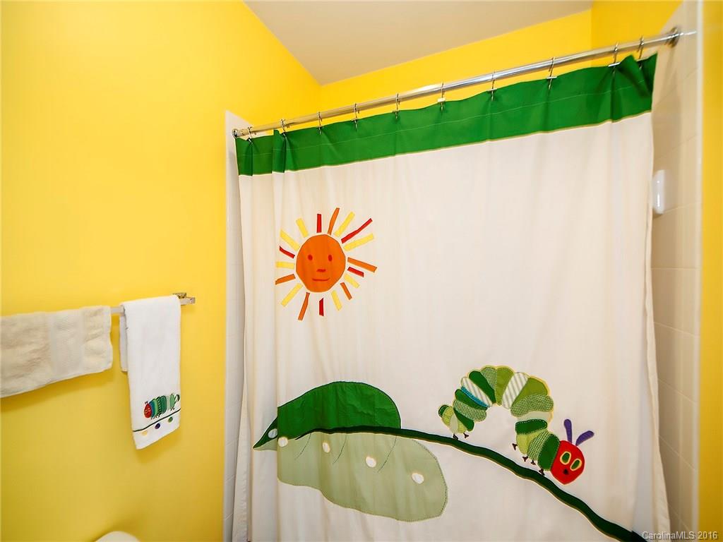 Macaulay - Residential Lease