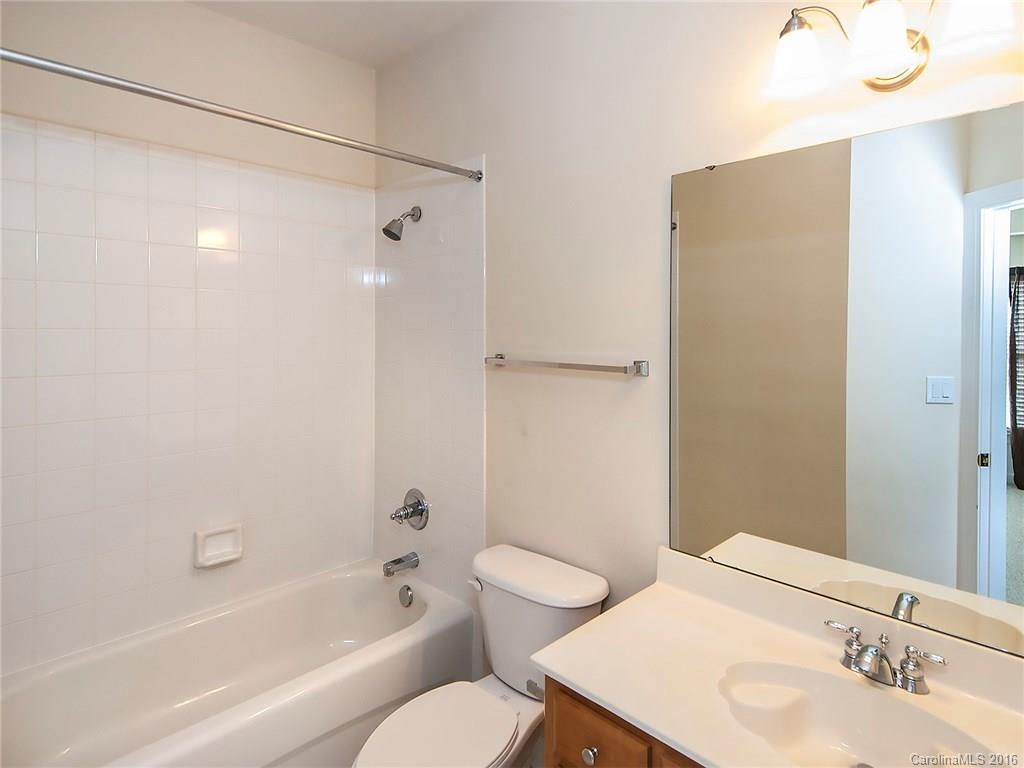 Macaulay - Residential Lease