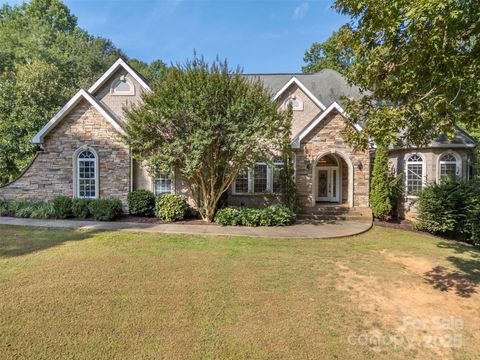 288 Palms Way Forest City NC 28043