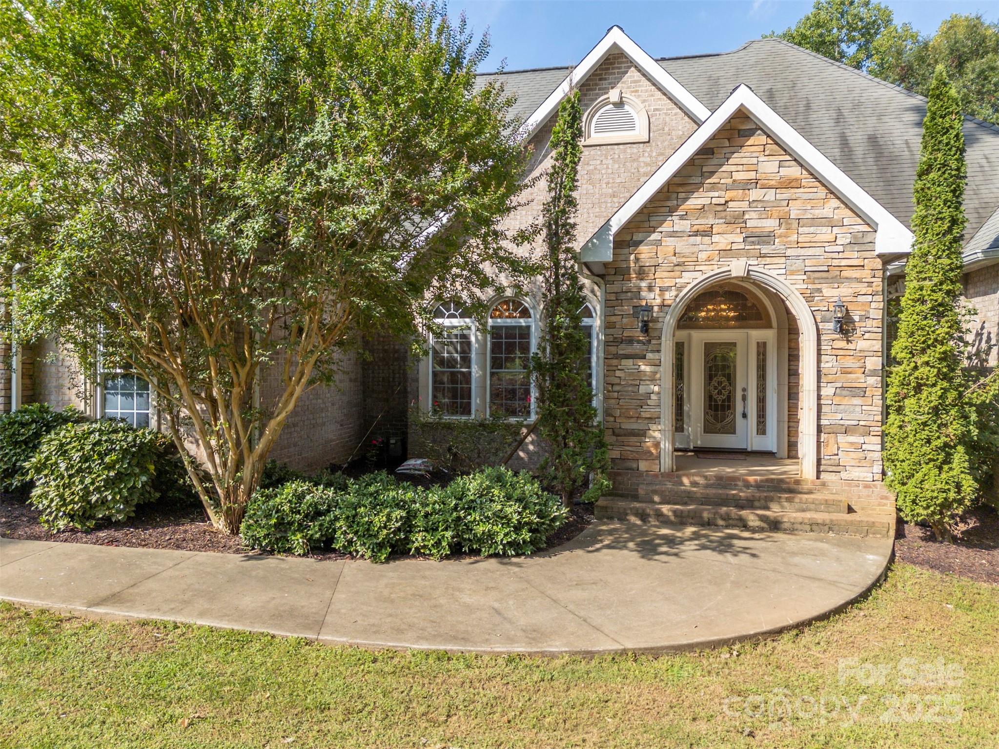 288 Palms Way