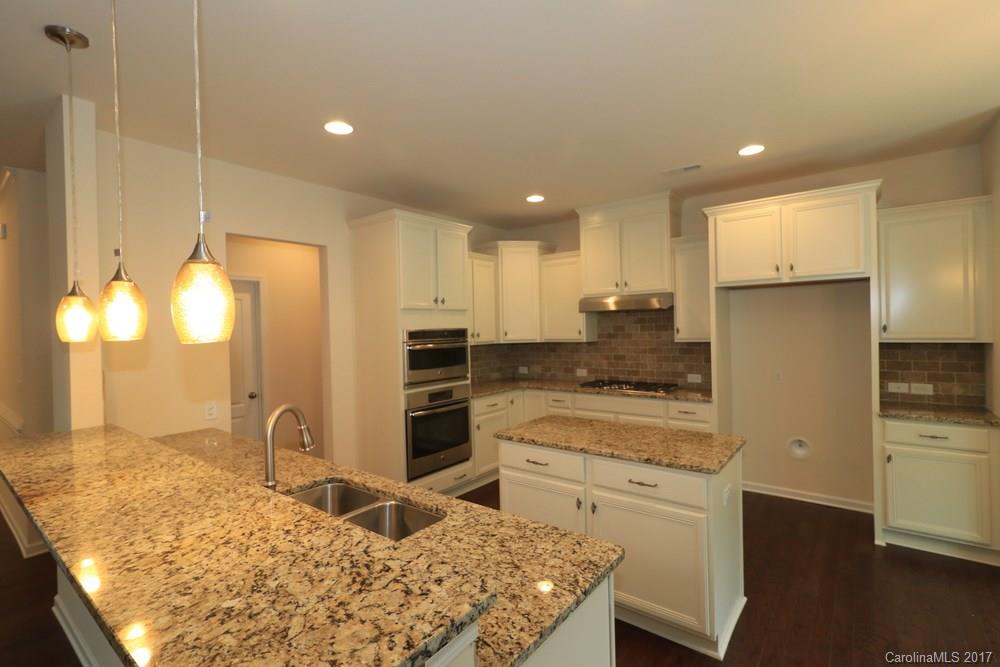 Hawks Creek - Residential