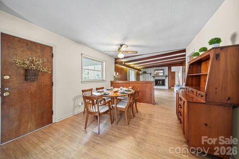 Photo of 701 E Oakwood Avenue, Albemarle, NC 28001 (MLS # 4342578)