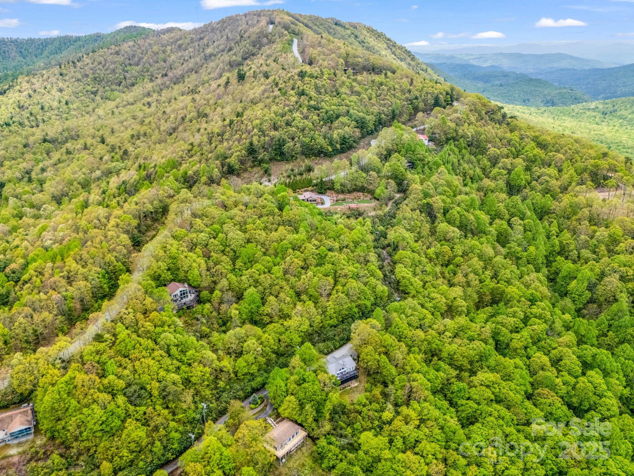 000 Pinnacle Mountain Road