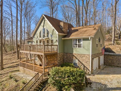 2959/2961 Bearwallow Mountain Road Hendersonville NC 28792