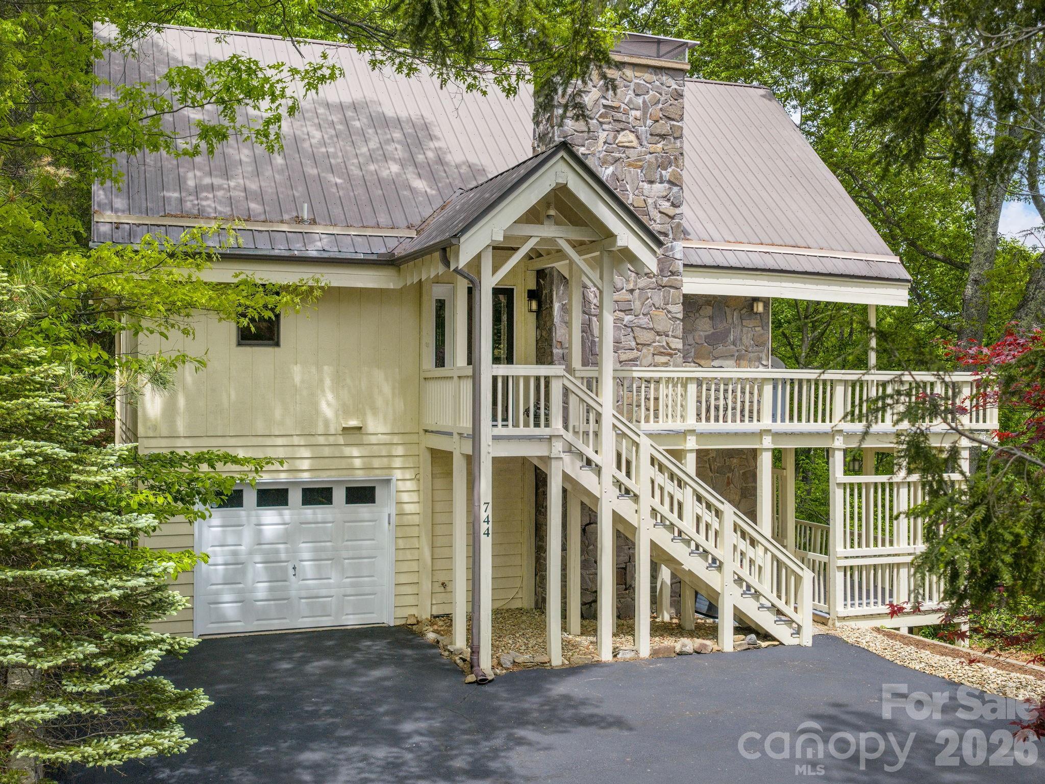 744 Laurel Ridge Road