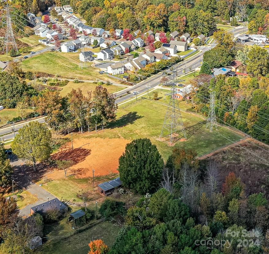 800 Oakdale Road