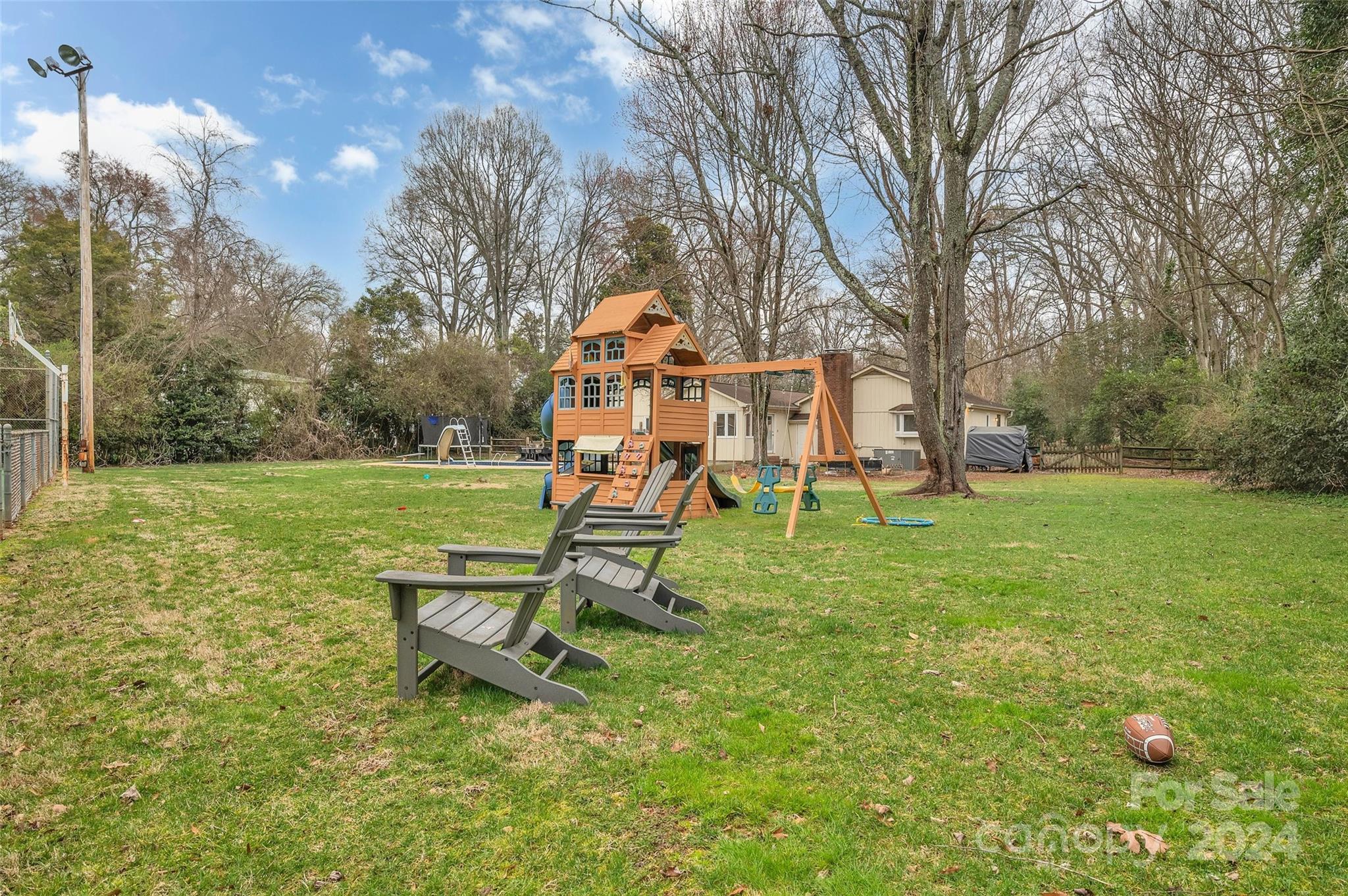 Lansdowne - Residential