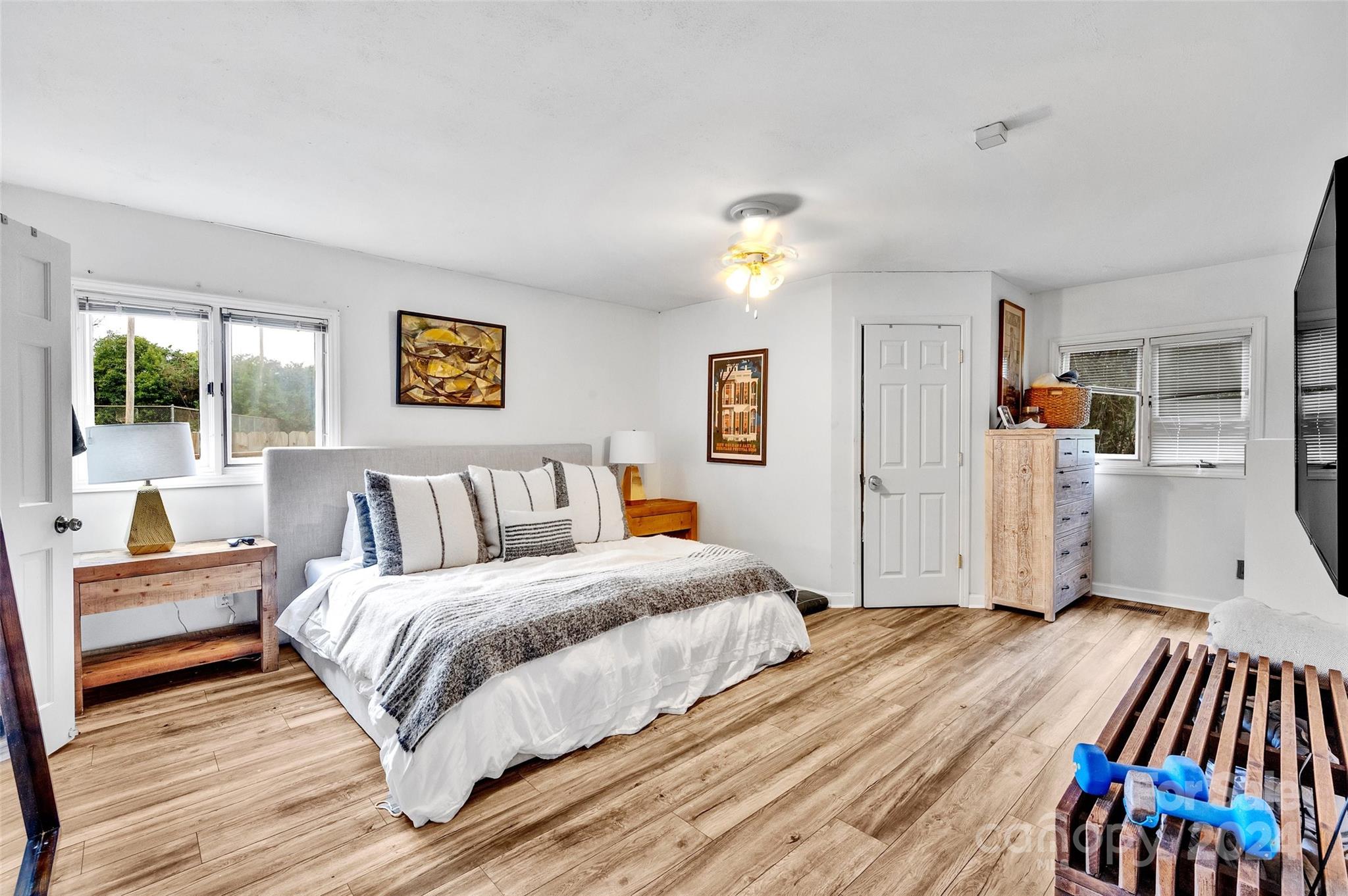 Lansdowne - Residential