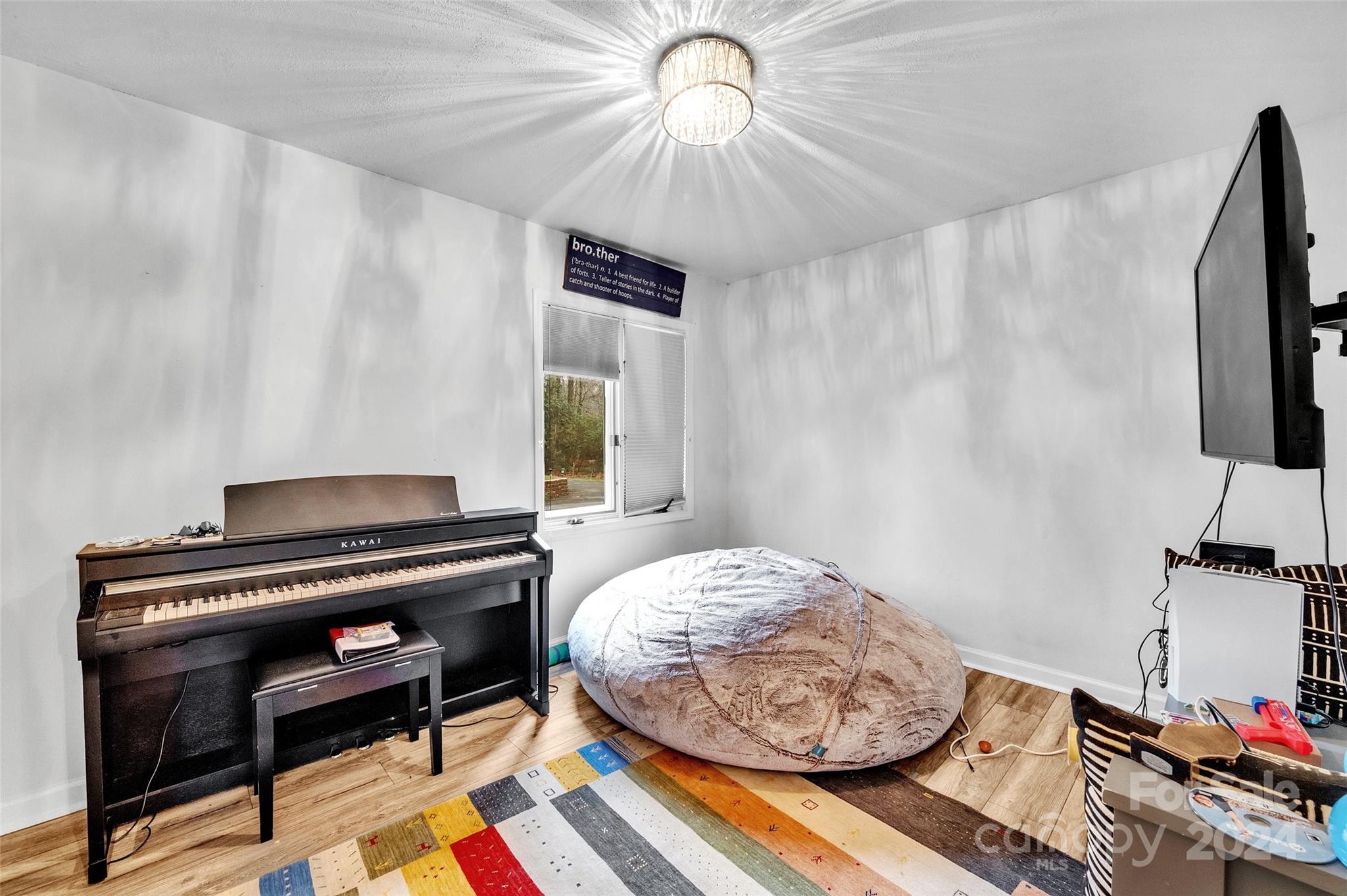 Lansdowne - Residential