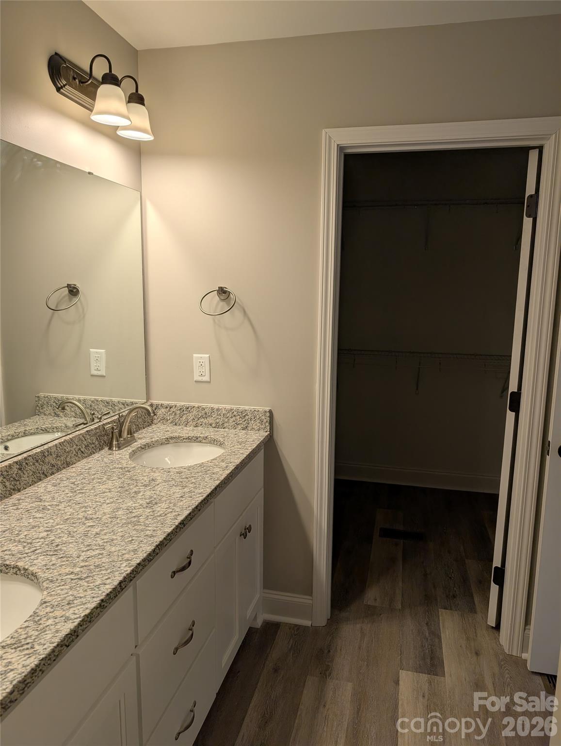 Thornbury Village - Residential