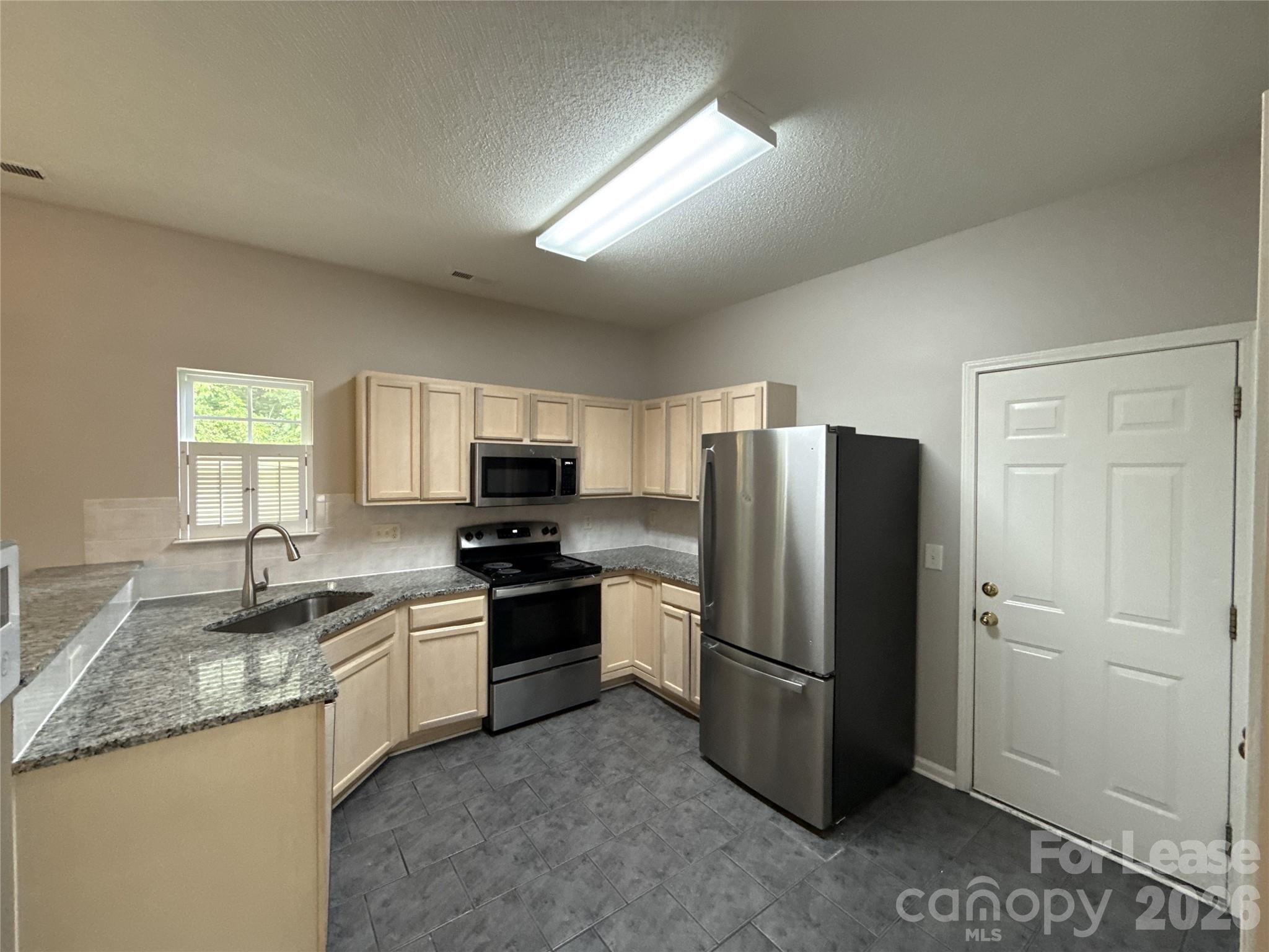 Oakdale Grove - Residential Lease