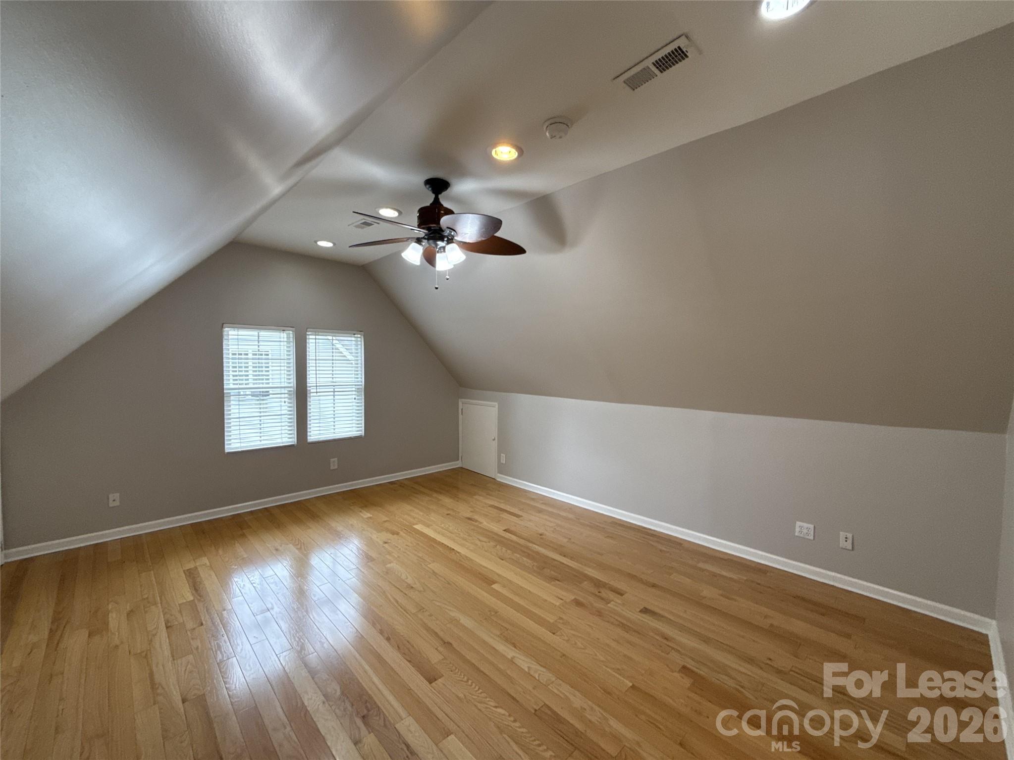 Oakdale Grove - Residential Lease