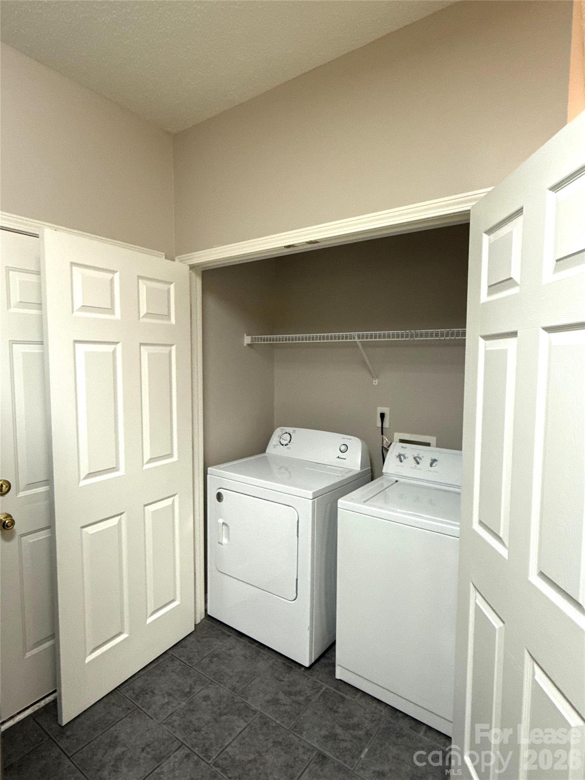 Oakdale Grove - Residential Lease