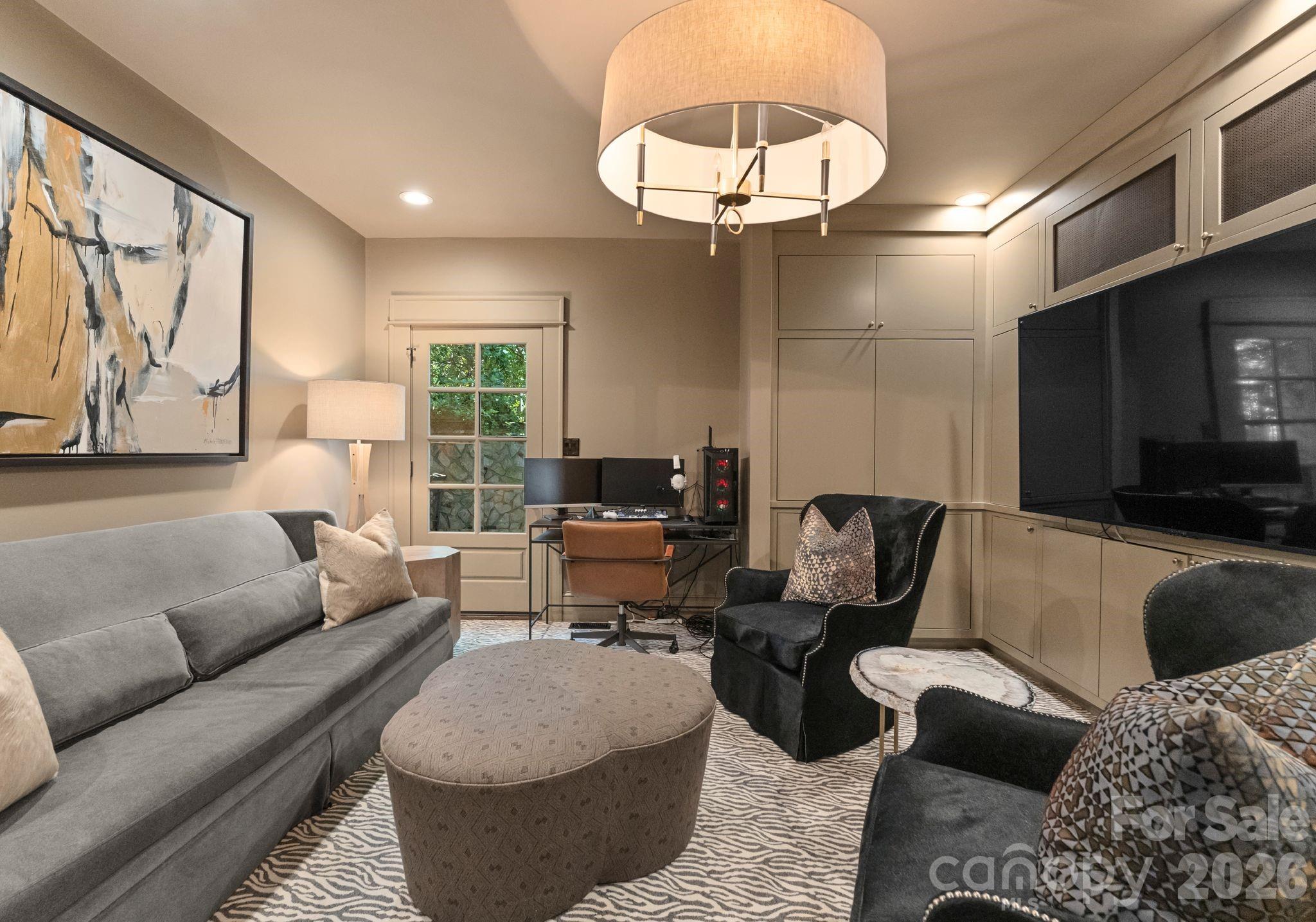 Myers Park - Residential