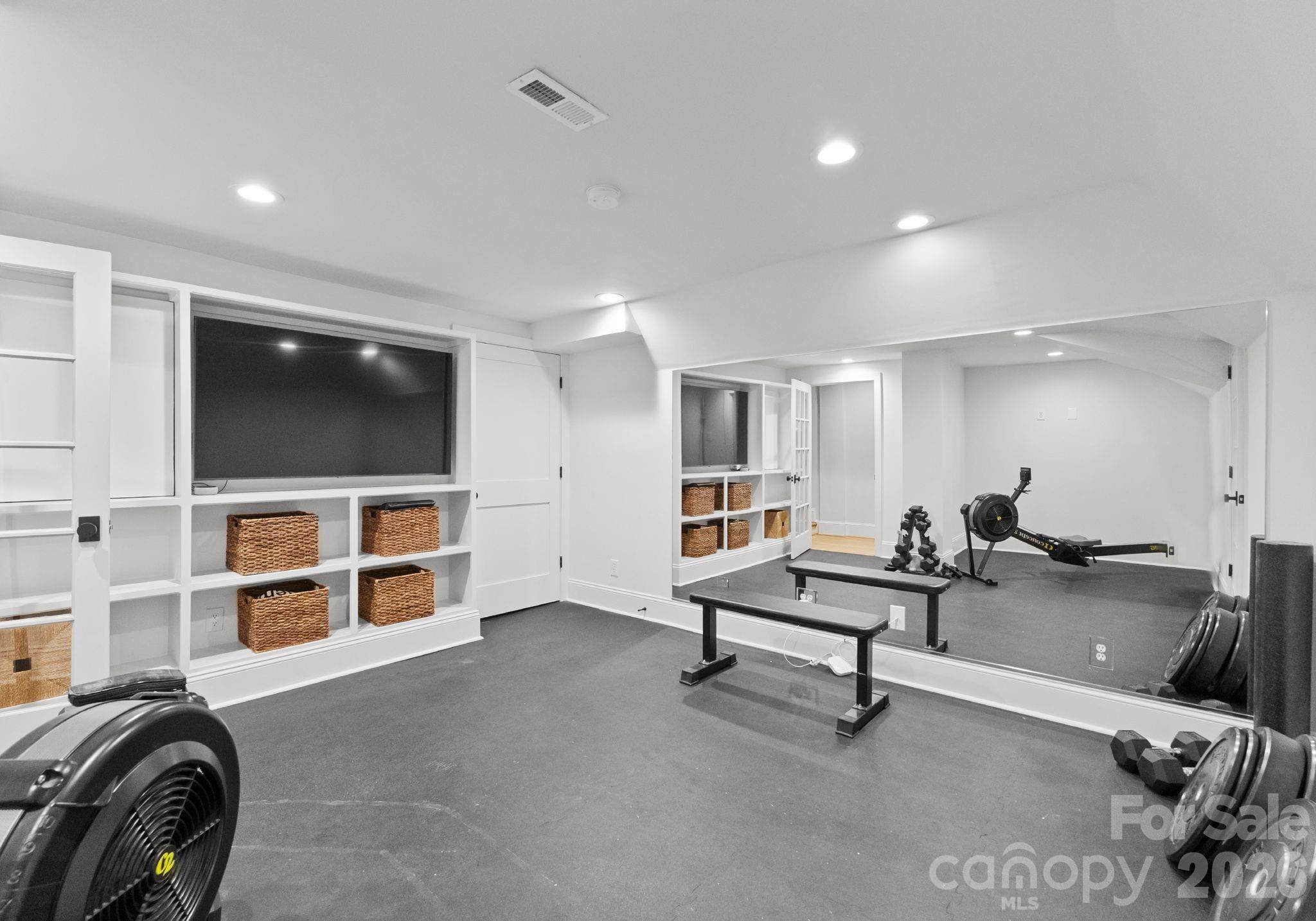 Myers Park - Residential