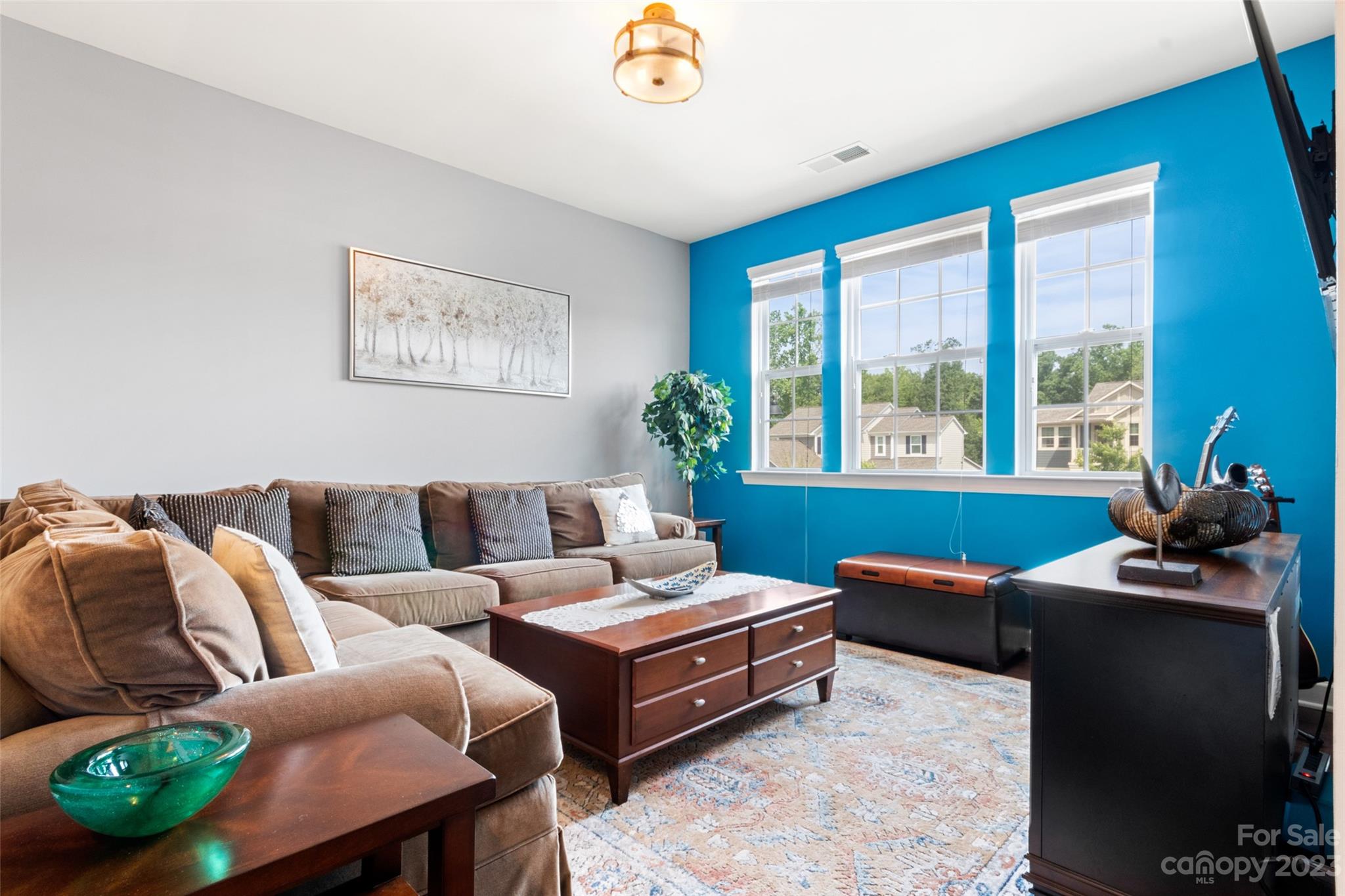 Lake Crest - Residential