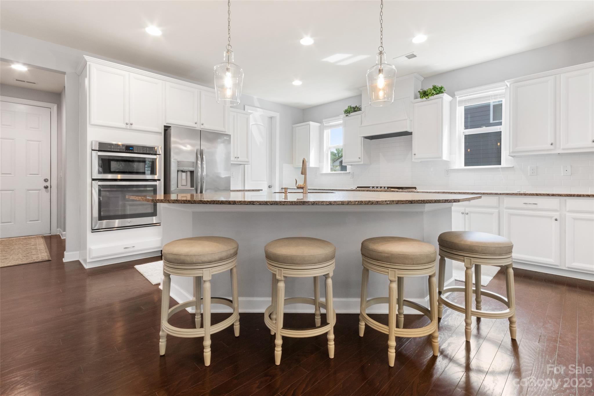 Lake Crest - Residential