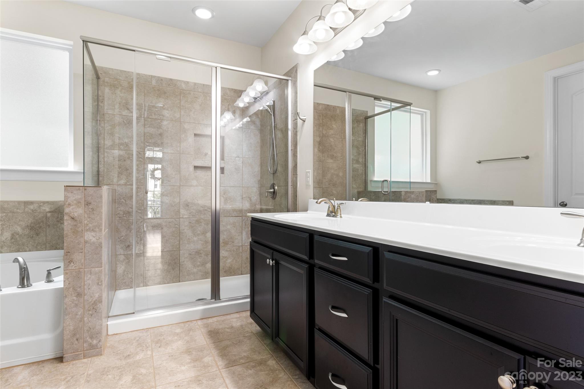 Lake Crest - Residential