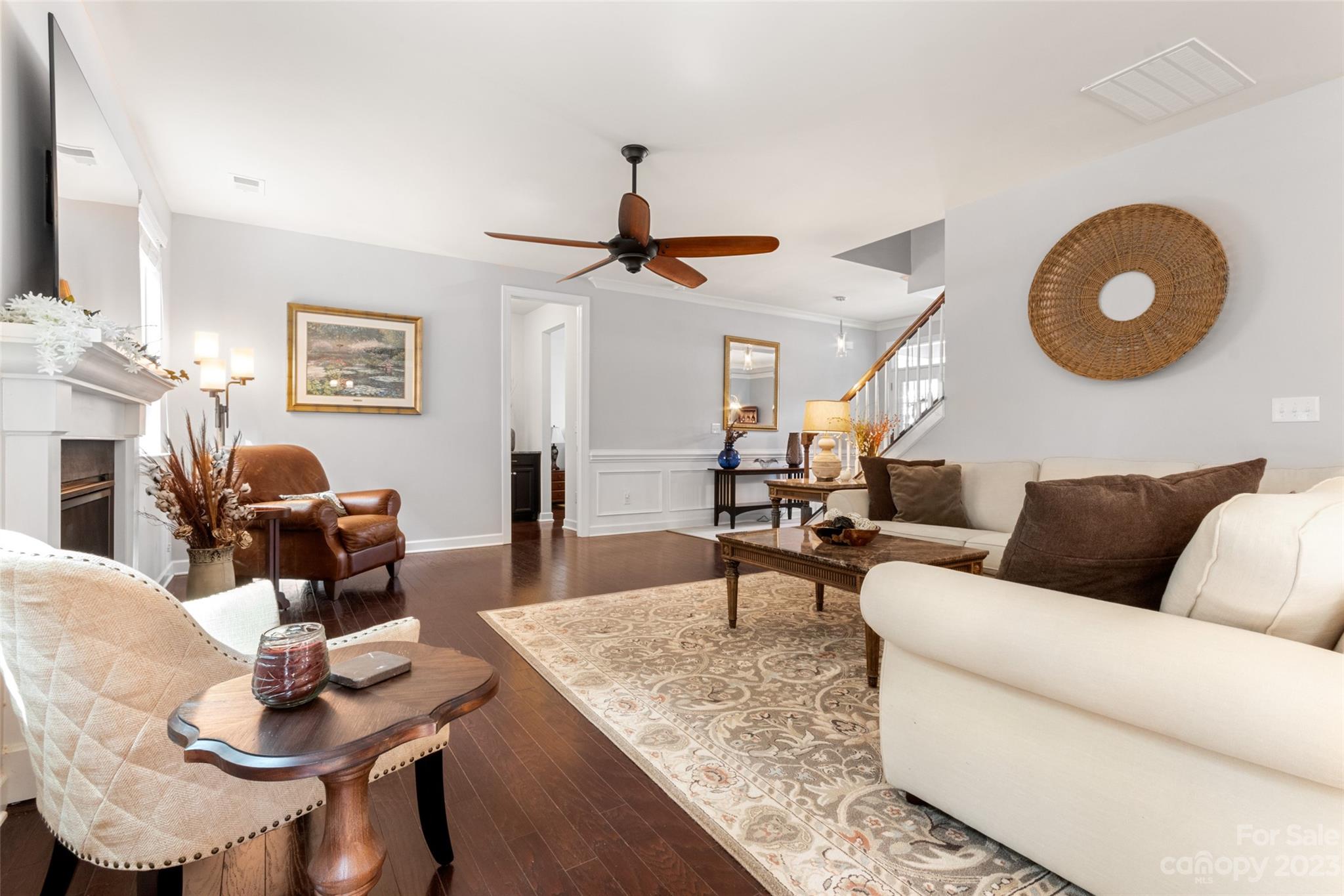 Lake Crest - Residential