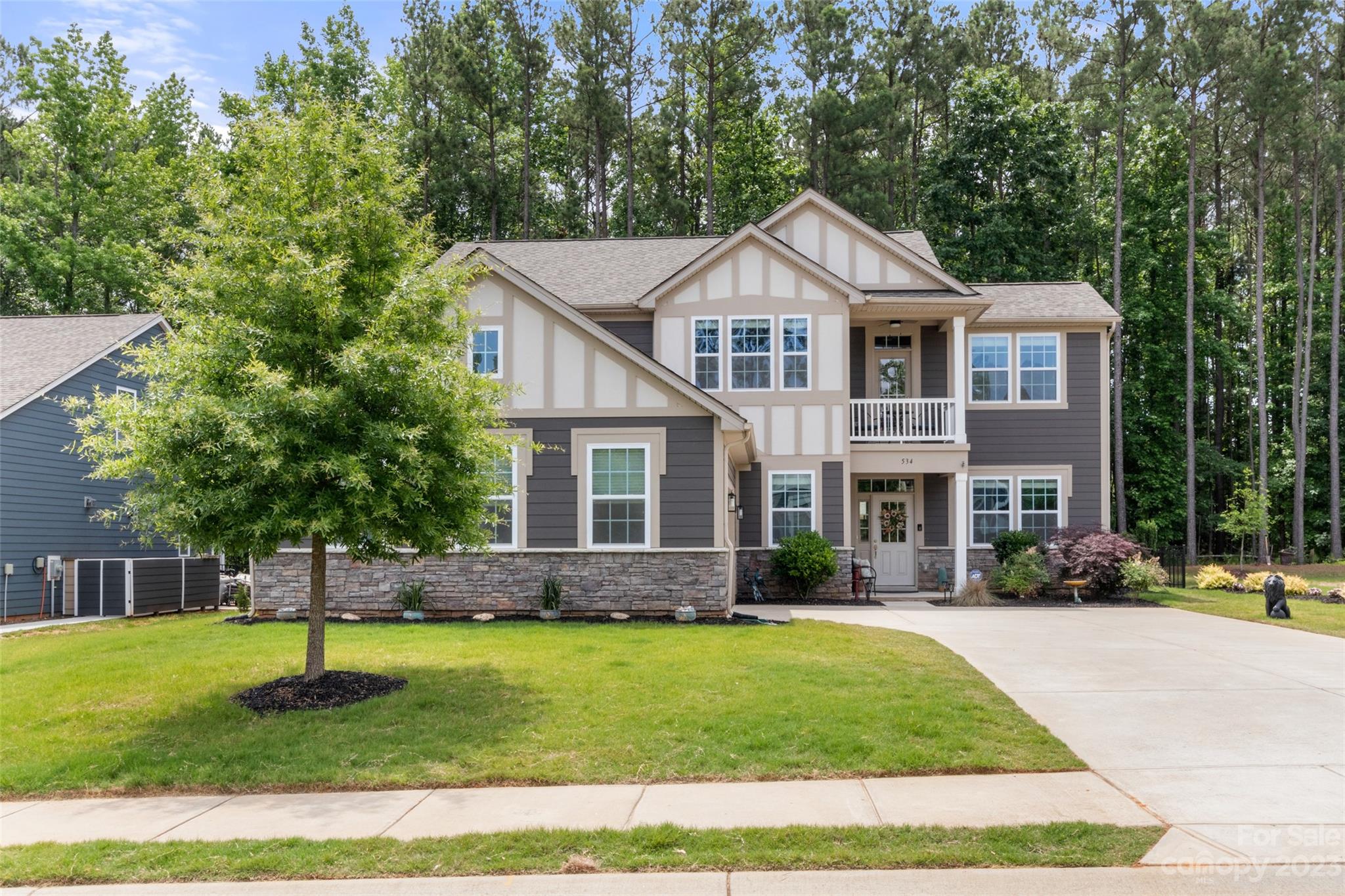 Lake Crest - Residential