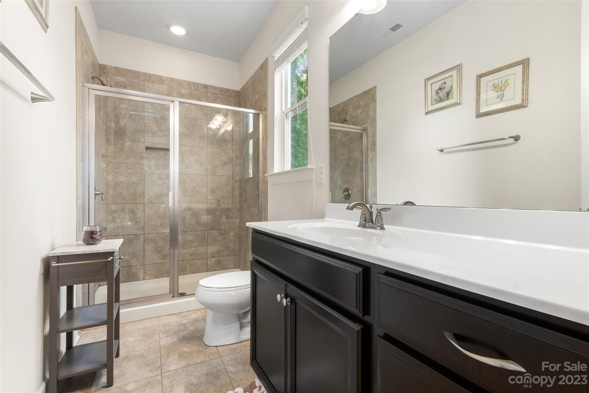 Lake Crest - Residential