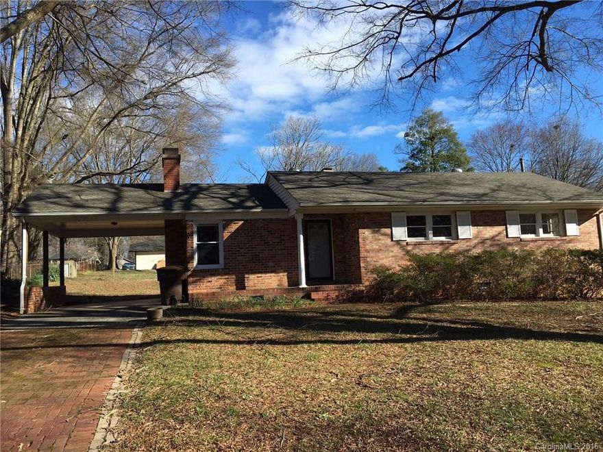 Completely remodeled ranch on a large lot.  Gleaming hardwood floors in den, breakfast room, and three bedrooms.  Kitchen and bath have full remodels.  Kitchen features new appliances, cabinets, counter tops,  floors, paint and  lighting.  Bathroom has new vanity, tub/shower, paint, and floors.  Den features brick, gas log fireplace and ceiling fan.  Dining room has new lighting, paint, floors. Dryer and new washer included. Roof, vapor barrier, and some electrical new in 2016. 1 yr Warranty.