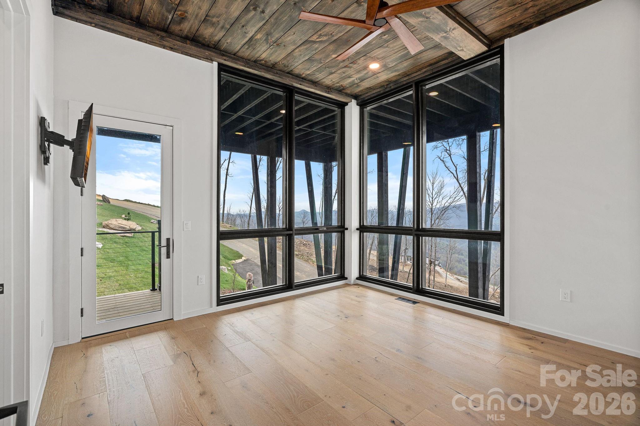 The Lodges at Eagles Nest - Residential