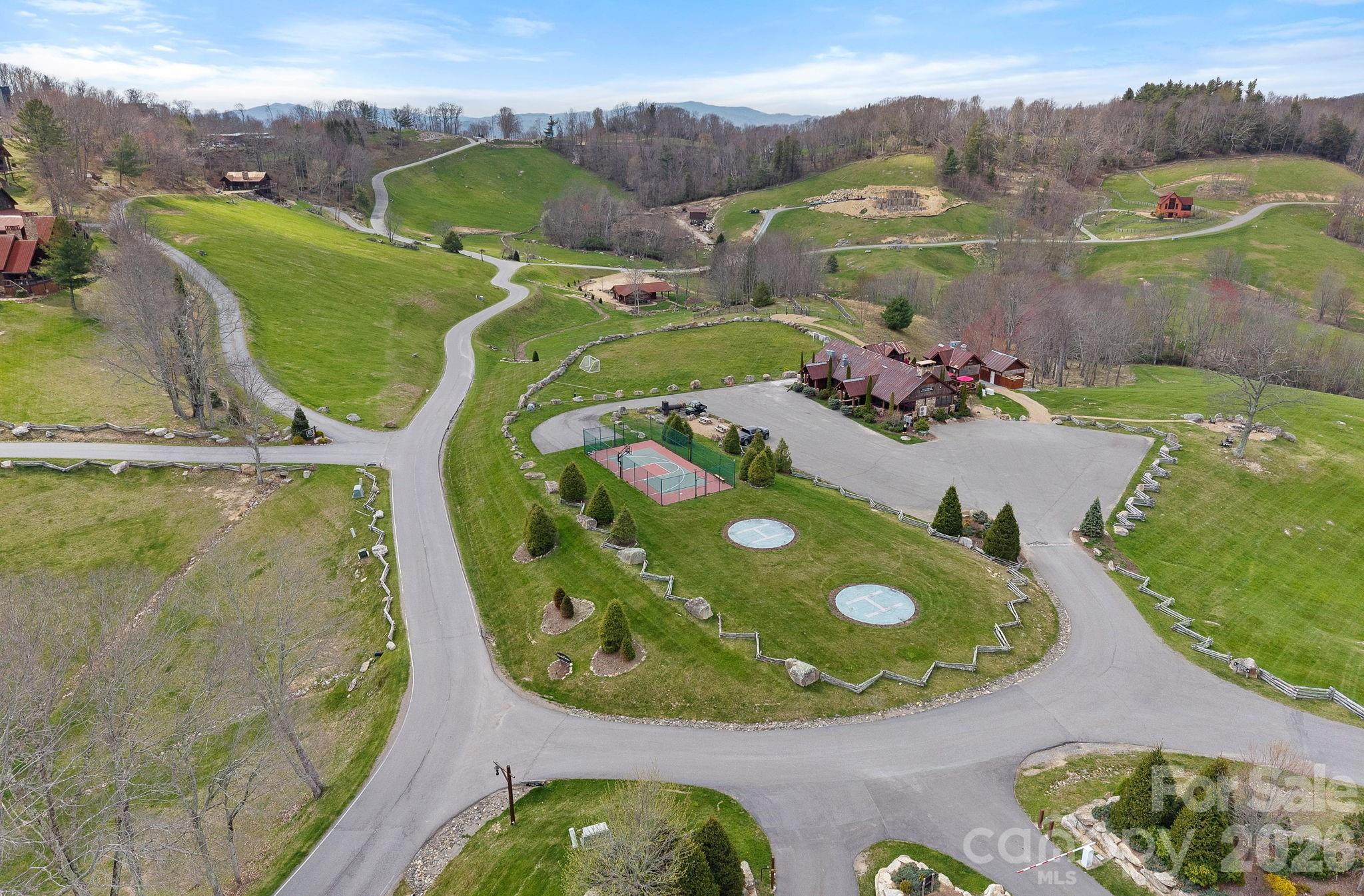 The Lodges at Eagles Nest - Residential