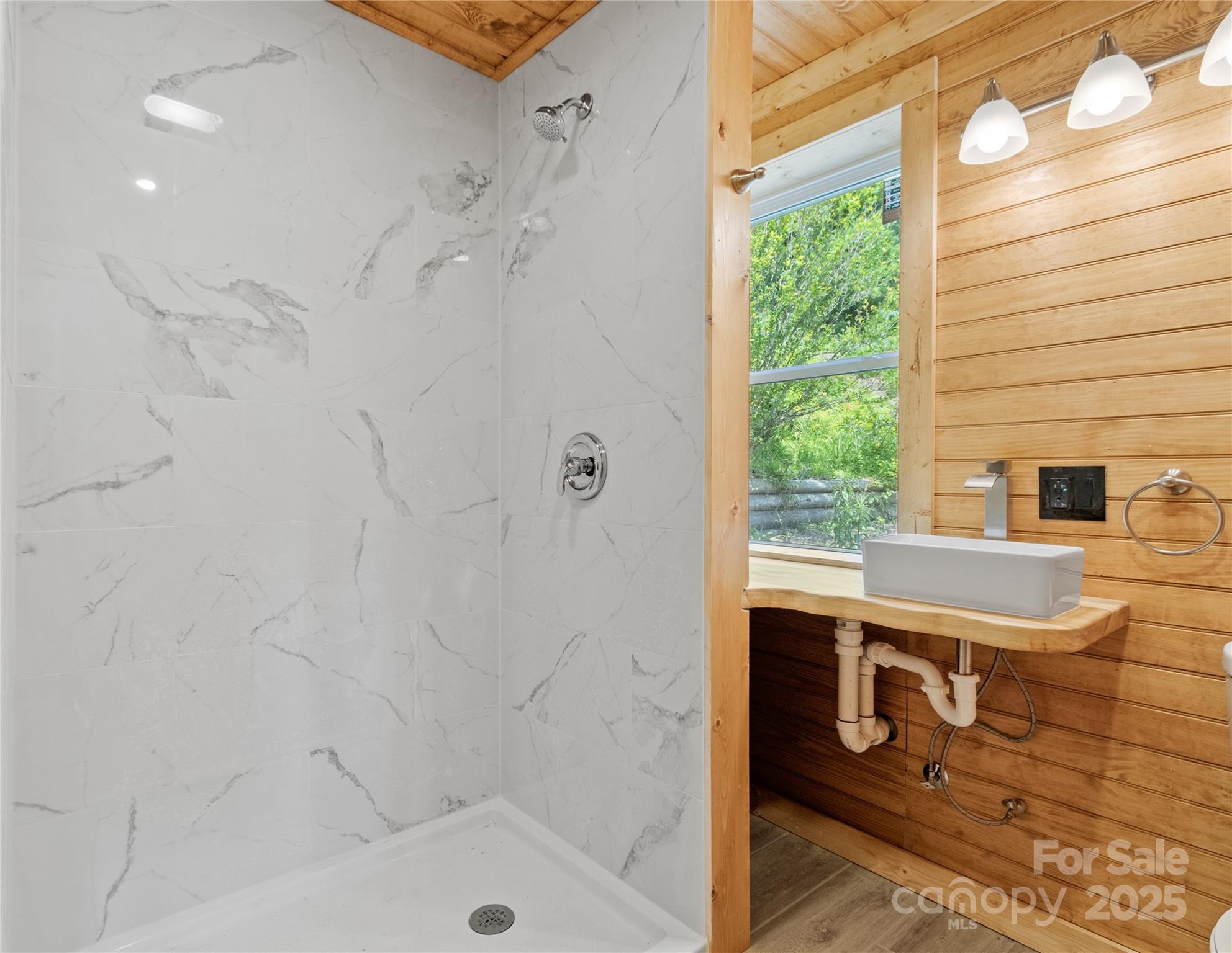 137 Red Maple Lane