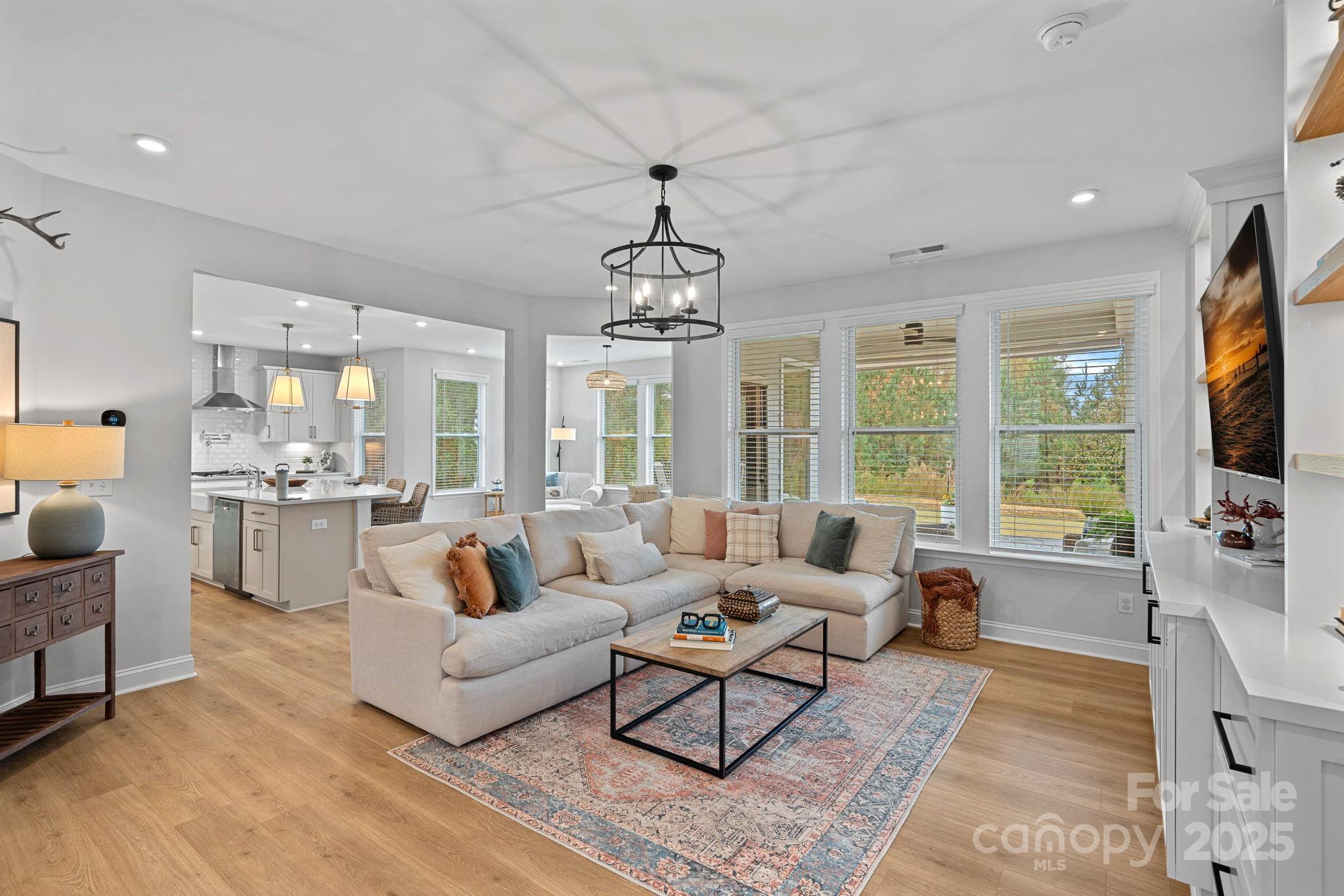 2253 Masons Bend Drive