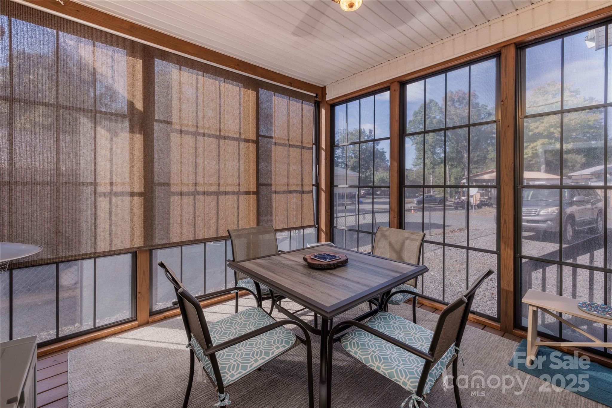 Twin Harbor - Residential